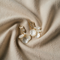 Elegant golden leaf earrings