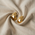 Jolanda – Balanced and Versatile Appearance