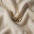 Amelie – Necklace with Three Leaf Pendants