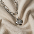 Ona | Minimalist and Modern Necklace