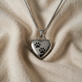 Urn Necklace for Loved Ones – Heart-Shaped Pendant with Footprint Engraving.