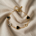 Emilia – Bracelet with Gold-Coloured Heart Outlines