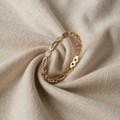 Elegant and versatile bracelets