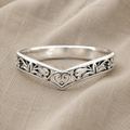 Classic Flower Ring with Engraving